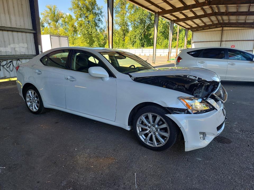 Photo 4 from auction – 2007 LEXUS IS with VIN JTHCK262475008206