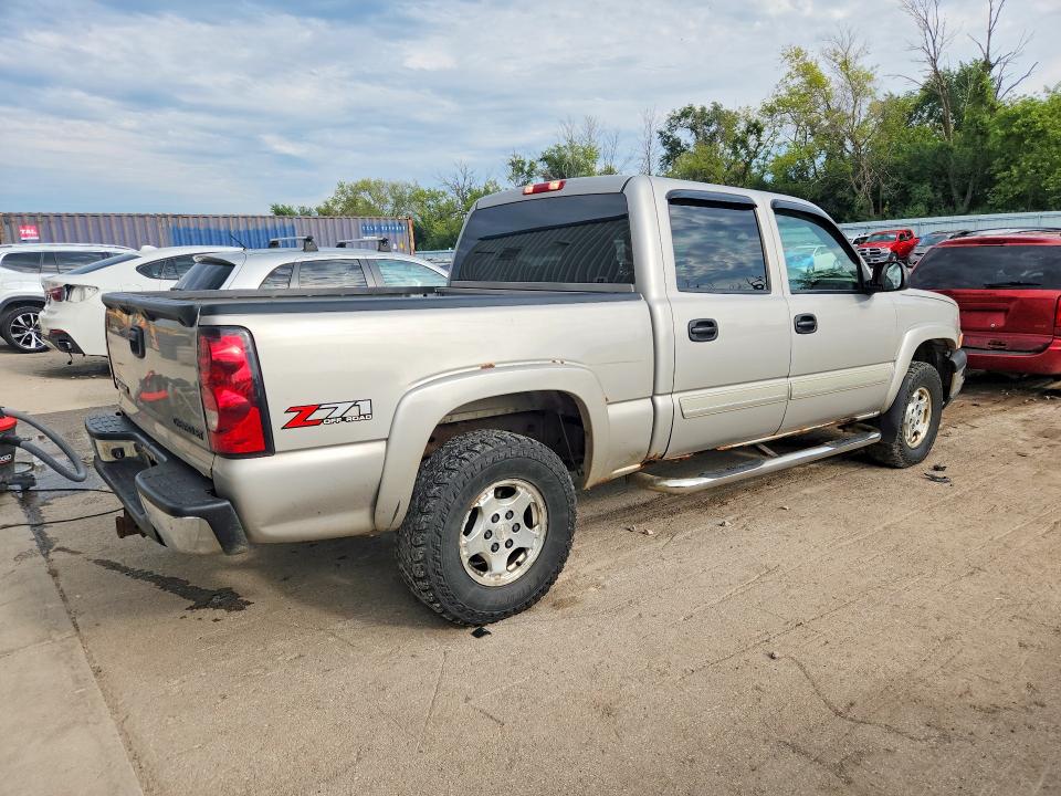 Photo 3 from auction – 2004 CHEVROLET SILVERADO with VIN 2GCEK13T241431624