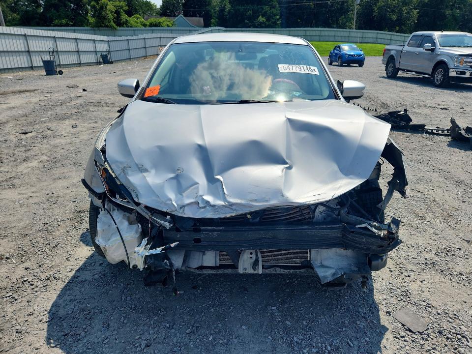 Photo 5 from auction – 2017 NISSAN SENTRA with VIN 3N1AB7AP6HY281003