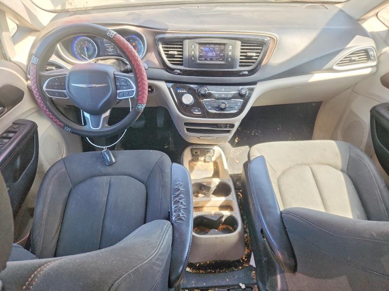 Photo 8 from auction – 2017 CHRYSLER PACIFICA with VIN 2C4RC1DG1HR587578
