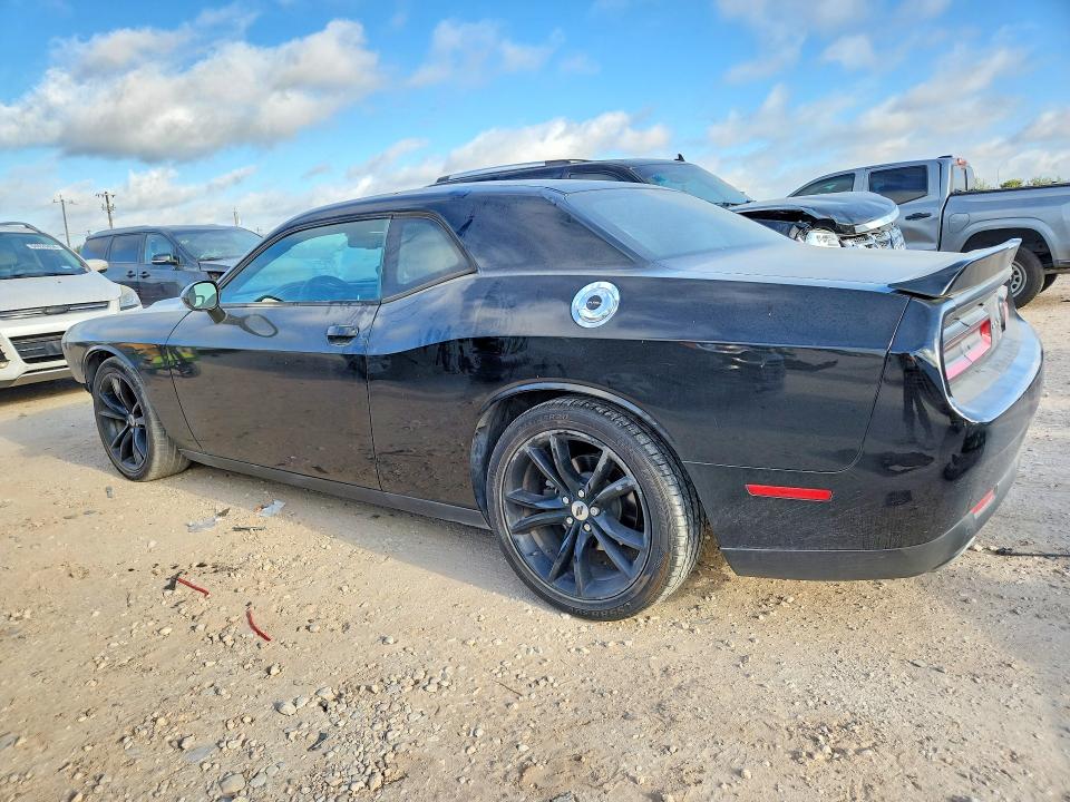 Photo 2 from auction – 2017 DODGE CHALLENGER with VIN 2C3CDZAG8HH519357