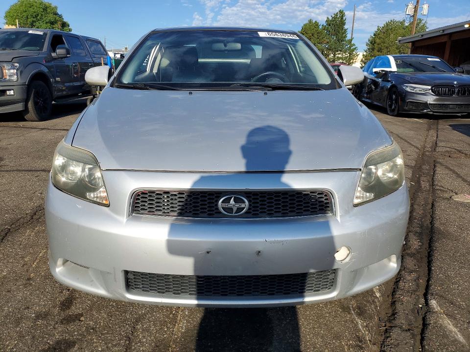 Photo 5 from auction – 2005 SCION TC with VIN JTKDE177050052904