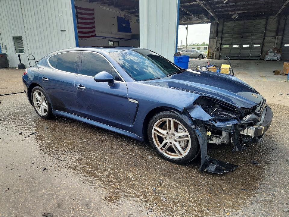 Photo 4 from auction – 2010 PORSCHE PANAMERA with VIN WP0AB2A74AL060692