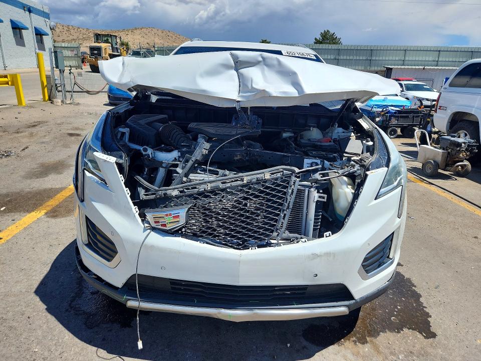Photo 5 from auction – 2017 CADILLAC XT5 with VIN 1GYKNFRS8HZ103914