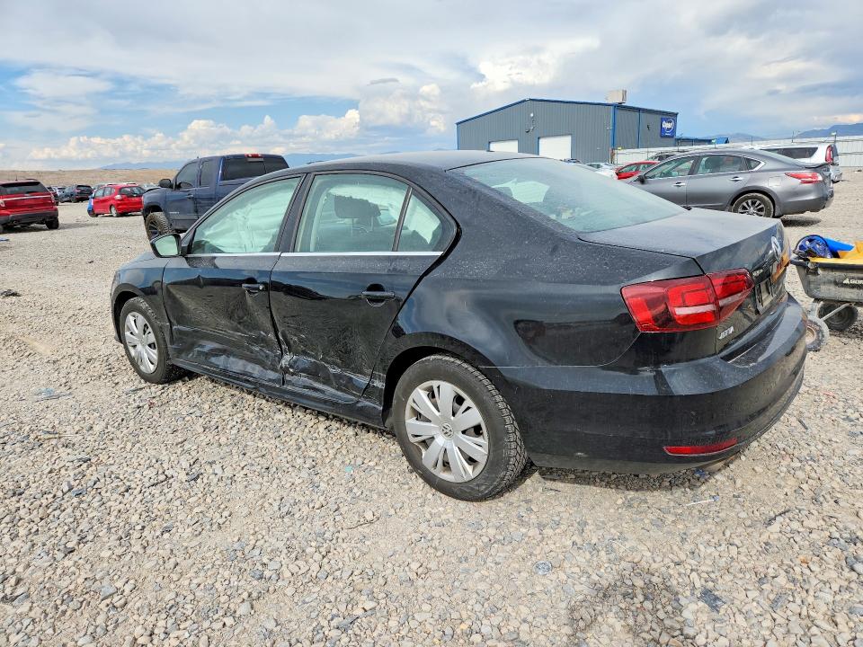 Photo 2 from auction – 2017 VOLKSWAGEN JETTA with VIN 3VW2B7AJ6HM349172