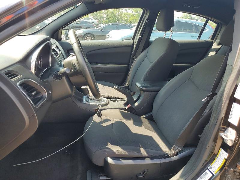 Photo 7 from auction – 2014 CHRYSLER 200 with VIN 1C3CCBBG4EN106749