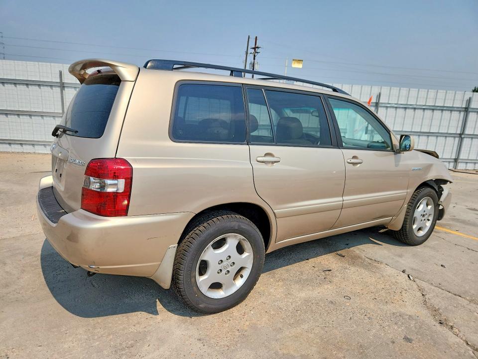 Photo 3 from auction – 2004 TOYOTA HIGHLANDER with VIN JTEEP21A440032245