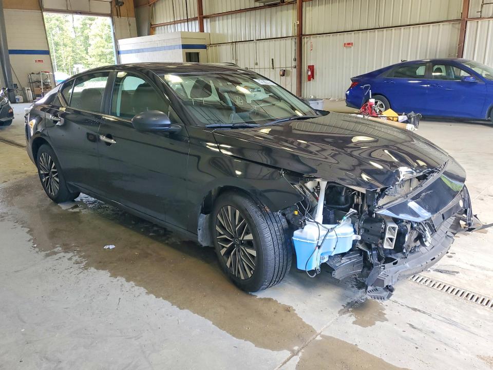 Photo 4 from auction – 2025 NISSAN ALTIMA with VIN 1N4BL4DV7SN355434