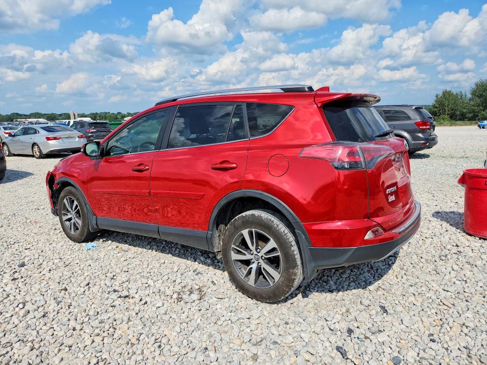 Photo 2 from auction – 2017 TOYOTA RAV4 with VIN JTMRFREV7HJ160526