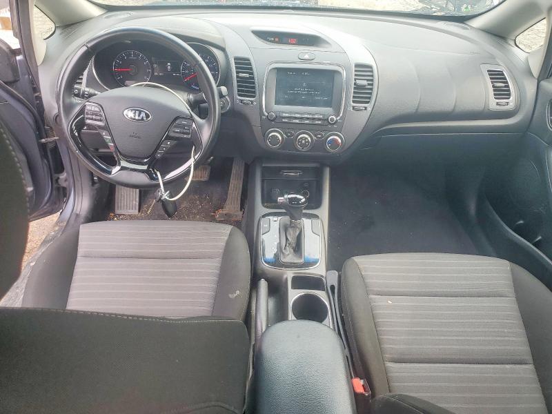 Photo 8 from auction – 2018 KIA FORTE with VIN 3KPFL4A75JE197535