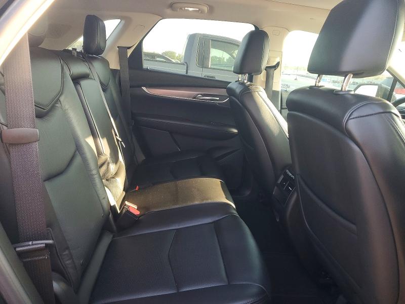 Photo 10 from auction – 2017 CADILLAC XT5 with VIN 1GYKNCRS5HZ305141