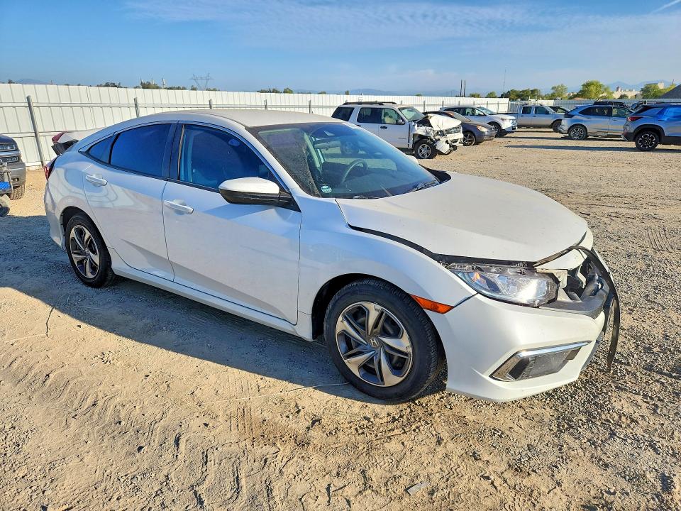 Photo 4 from auction – 2019 HONDA CIVIC with VIN 2HGFC2F68KH566383