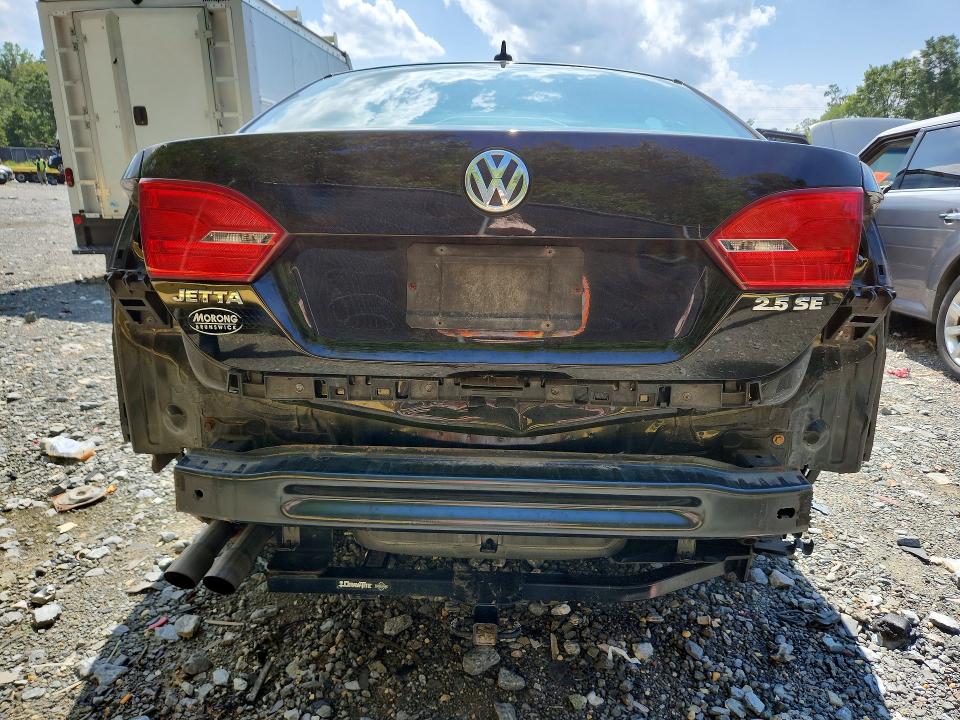 Photo 6 from auction – 2013 VOLKSWAGEN JETTA with VIN 3VWBP7AJ0DM288588