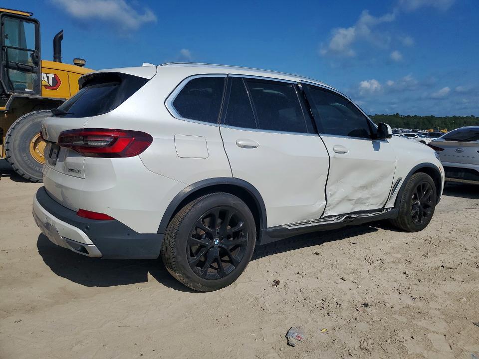 Photo 3 from auction – 2023 BMW X5 with VIN 5UXCR6C02P9N55571