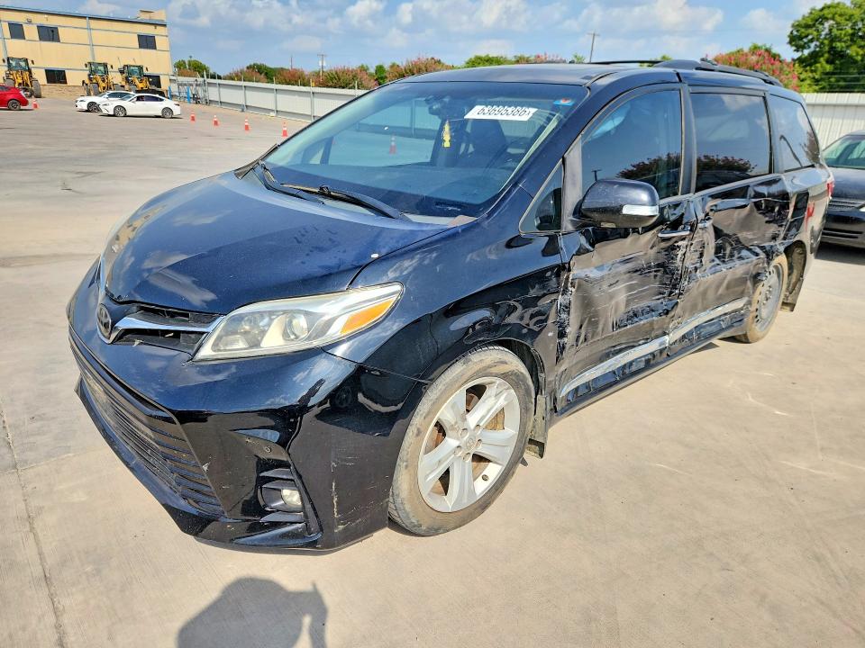 2015 TOYOTA SIENNA - Търг №63695386