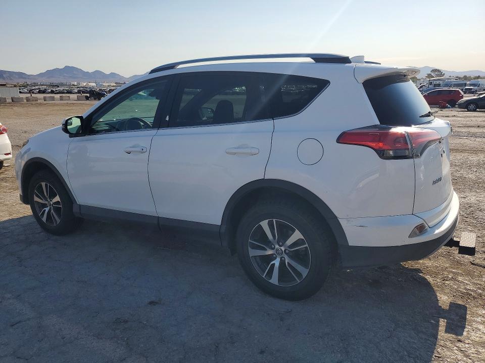 Photo 2 from auction – 2017 TOYOTA RAV4 with VIN 2T3RFREV3HW551044