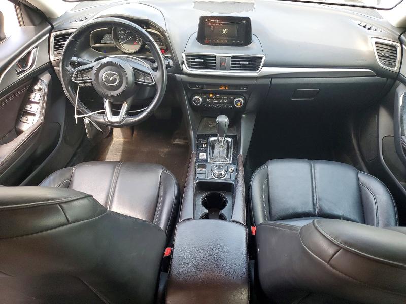 Photo 8 from auction – 2018 MAZDA 3 with VIN 3MZBN1V35JM273594