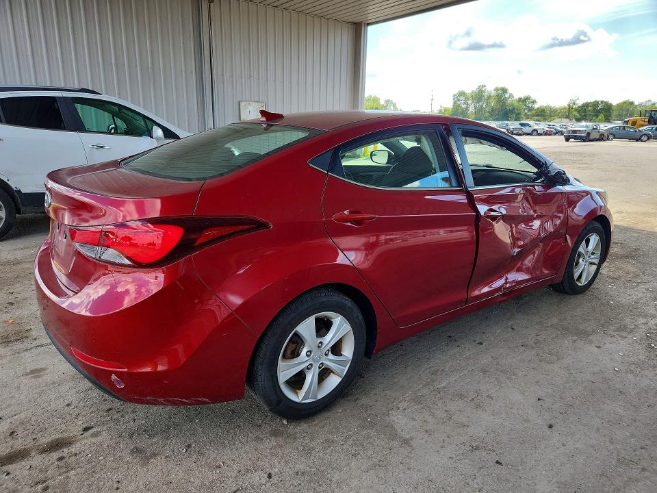 Photo 3 from auction – 2016 HYUNDAI ELANTRA with VIN 5NPDH4AE2GH761931