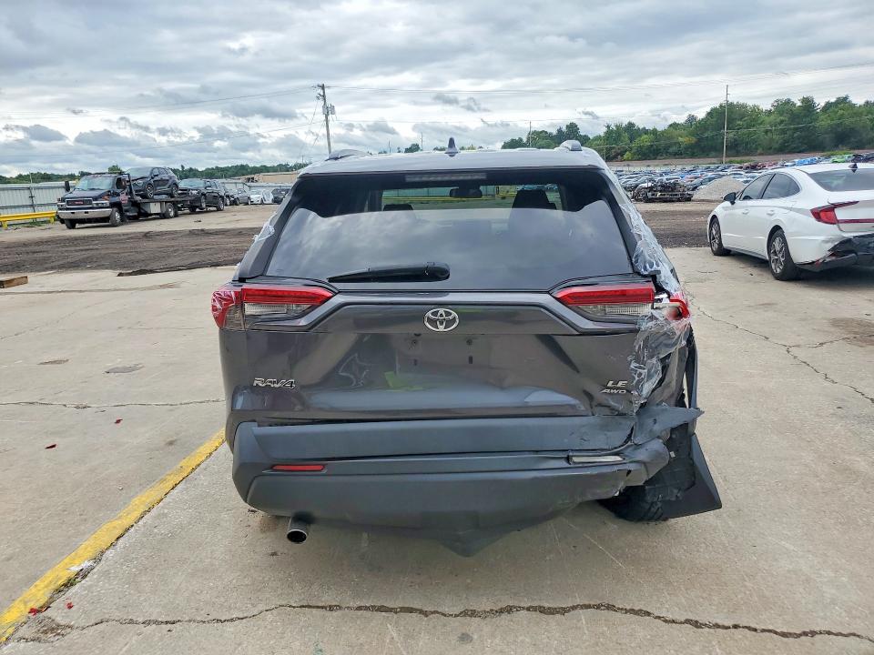 Photo 6 from auction – 2019 TOYOTA RAV4 with VIN 2T3G1RFV7KC015209