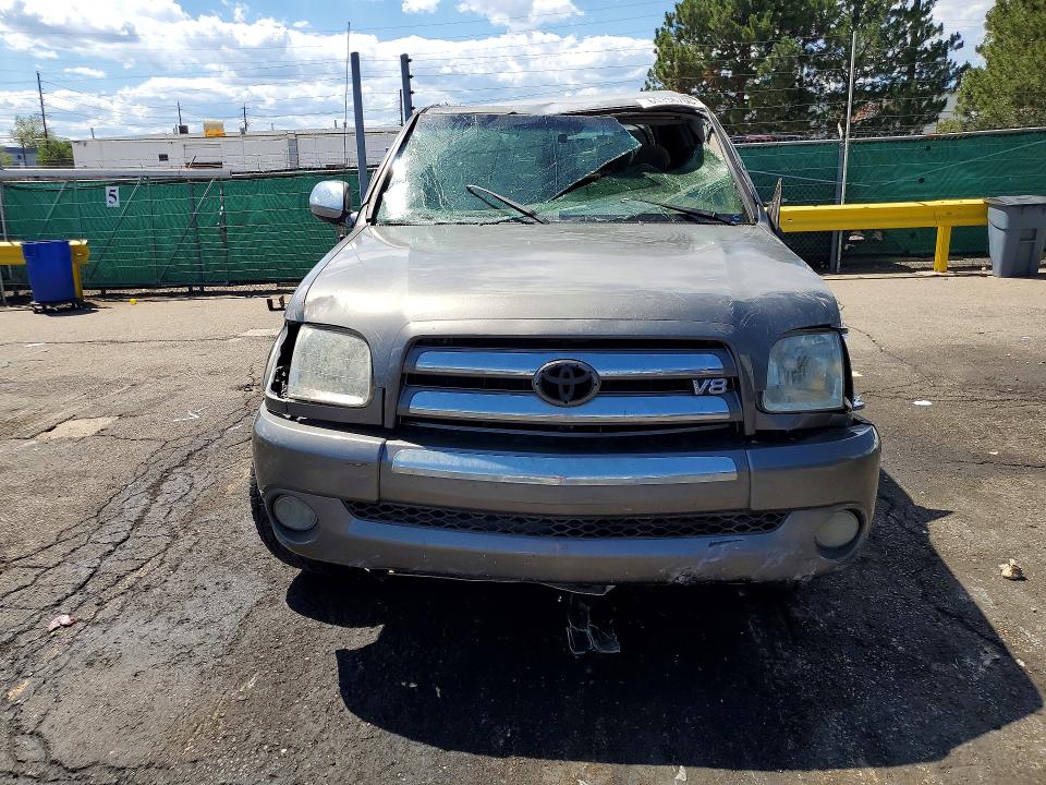 Photo 5 from auction – 2004 TOYOTA TUNDRA with VIN 5TBDT44124S442633