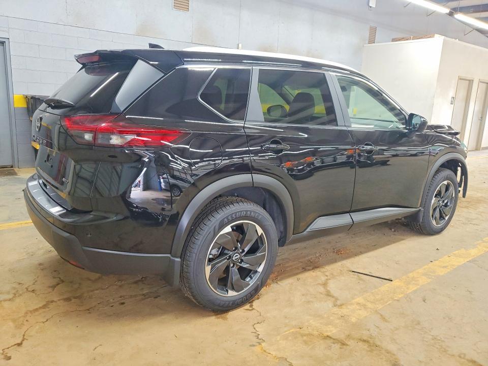Photo 3 from auction – 2025 NISSAN ROGUE with VIN JN8BT3BB9SW148443