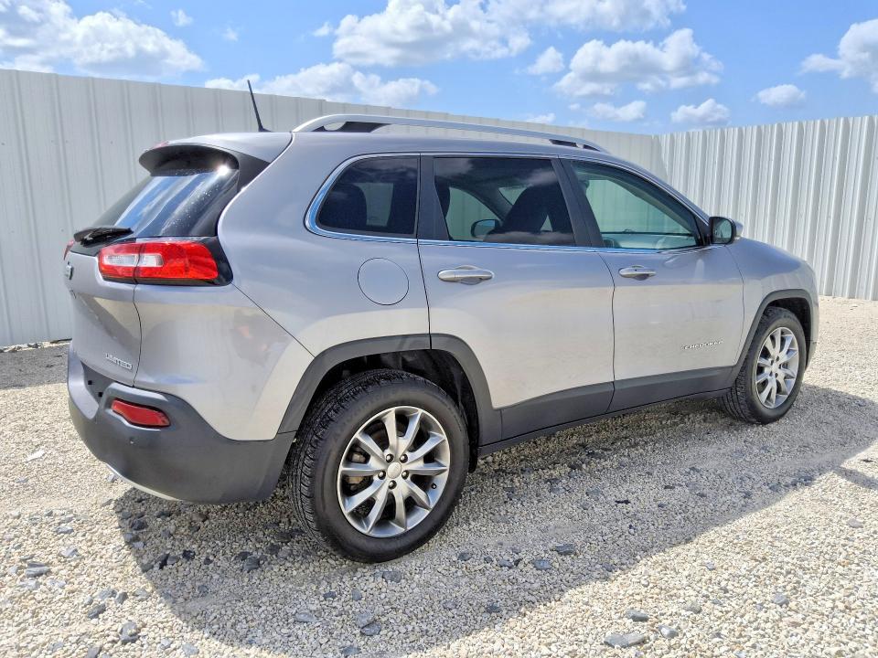 Photo 3 from auction – 2018 JEEP CHEROKEE with VIN 1C4PJLDB0JD560779