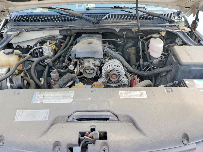 Снимка 12 от търг – 2000 CHEVROLET SUBURBAN с VIN 3GNGK26U4YG170889