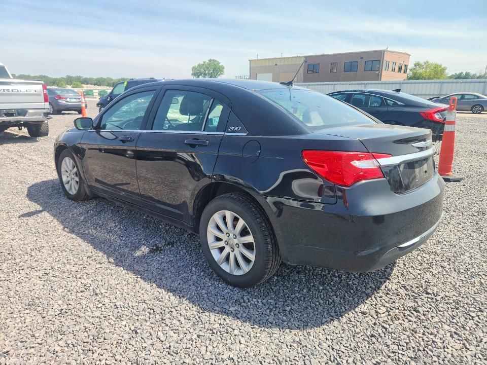Photo 2 from auction – 2012 CHRYSLER 200 with VIN 1C3CCBBB0CN239428