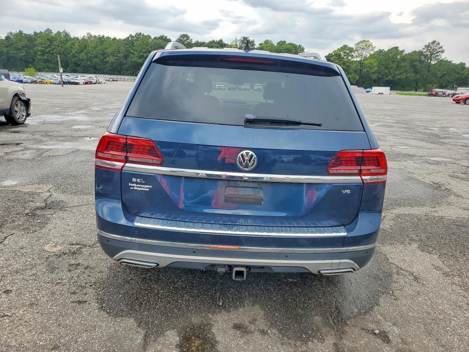 Photo 6 from auction – 2019 VOLKSWAGEN ATLAS with VIN 1V2ER2CA4KC553522