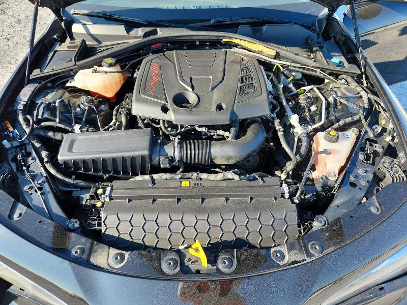 Photo 11 from auction – 2018 ALFA ROMEO GIULIA with VIN ZARFAEEN5J7597816