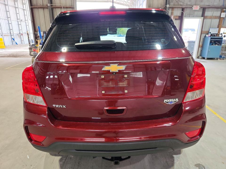 Photo 6 from auction – 2017 CHEVROLET TRAX with VIN 3GNCJKSB3HL273296