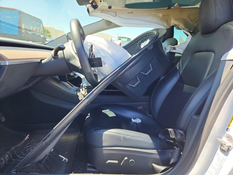 Снимка 7 от търг – 2023 TESLA MODEL 3 с VIN 5YJ3E1EA2PF485128