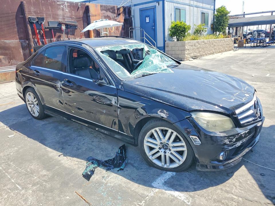 Photo 4 from auction – 2008 MERCEDES-BENZ C with VIN WDDGF54X28F048969