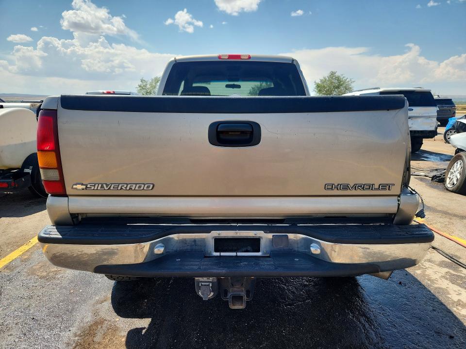Photo 6 from auction – 2001 CHEVROLET SILVERADO with VIN 1GCHK29101E319388