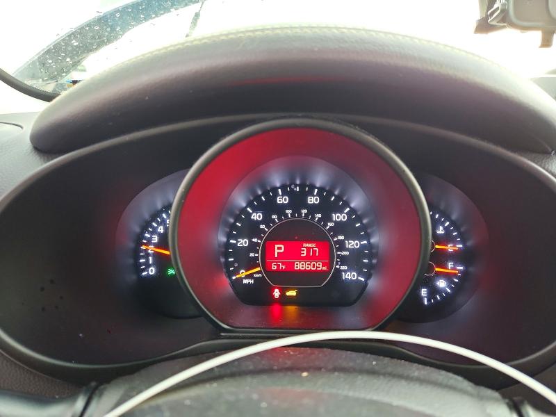 Photo 9 from auction – 2015 KIA SOUL with VIN KNDJP3A59F7156288