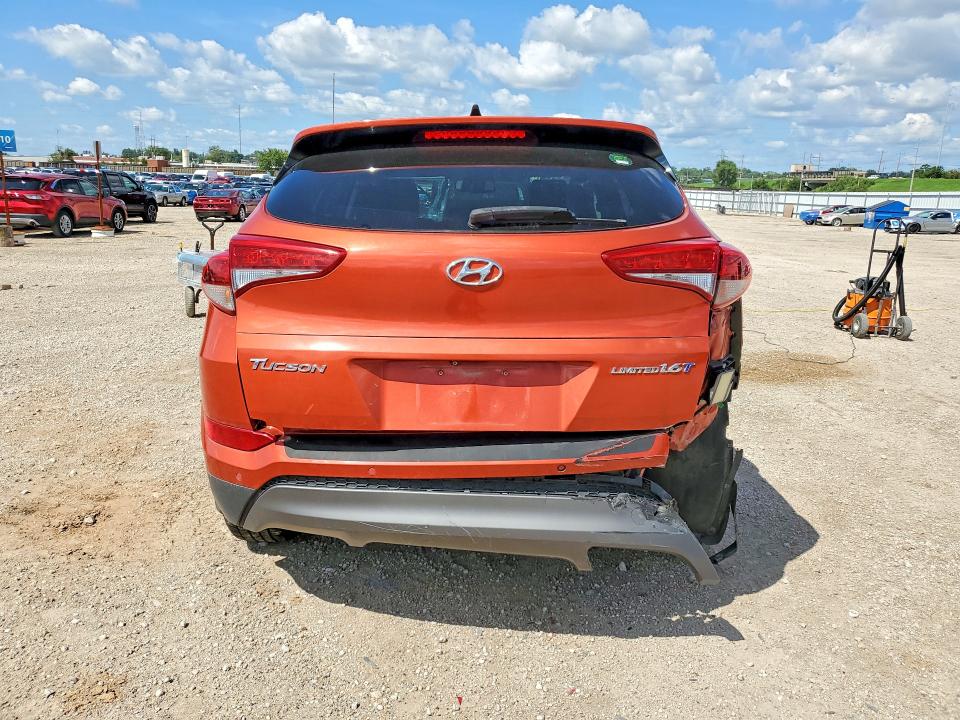 Photo 6 from auction – 2016 HYUNDAI TUCSON with VIN KM8J33A24GU124719
