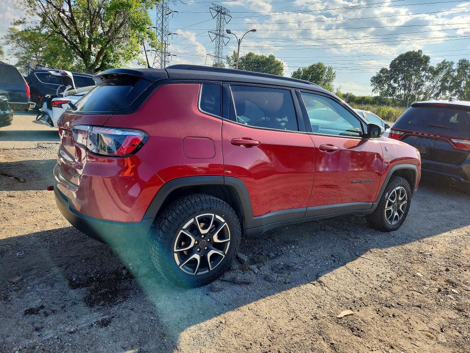 Photo 3 from auction – 2025 JEEP COMPASS with VIN 3C4NJDDN8ST581382