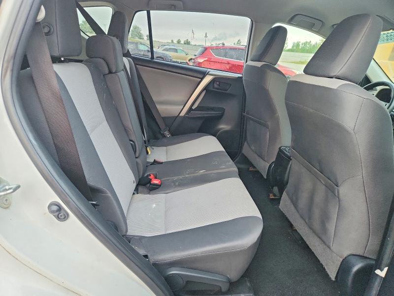 Photo 11 from auction – 2014 TOYOTA RAV4 with VIN JTMZFREVXEJ019929