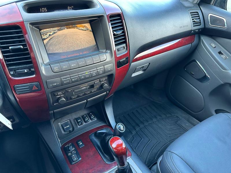 Photo 11 from auction – 2009 LEXUS GX with VIN JTJBT20XX90176007