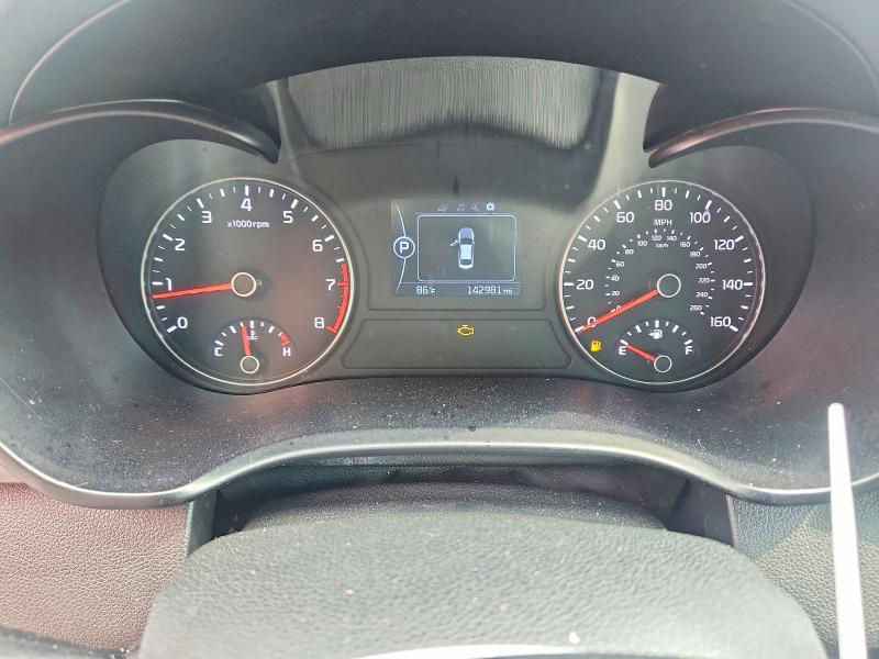 Photo 9 from auction – 2018 KIA OPTIMA with VIN 5XXGT4L31JG225532