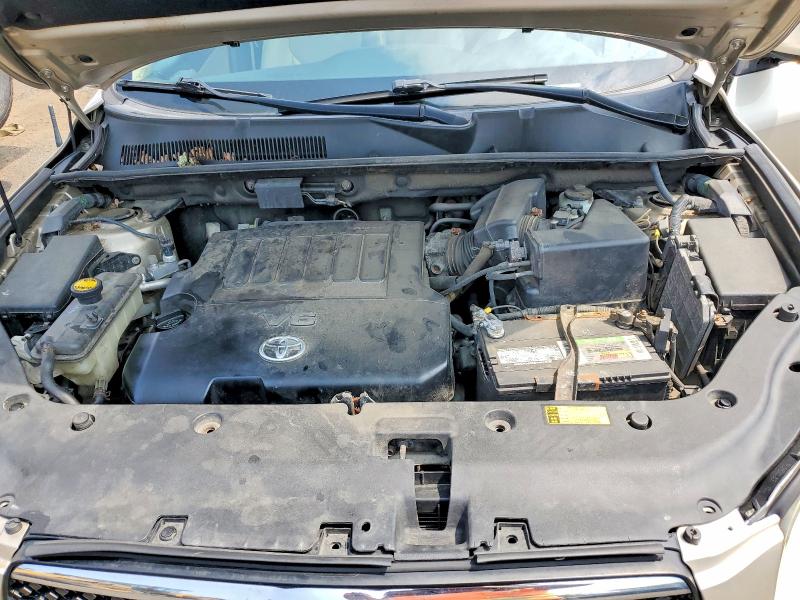 Photo 12 from auction – 2008 TOYOTA RAV4 with VIN JTMBK31VX85067332