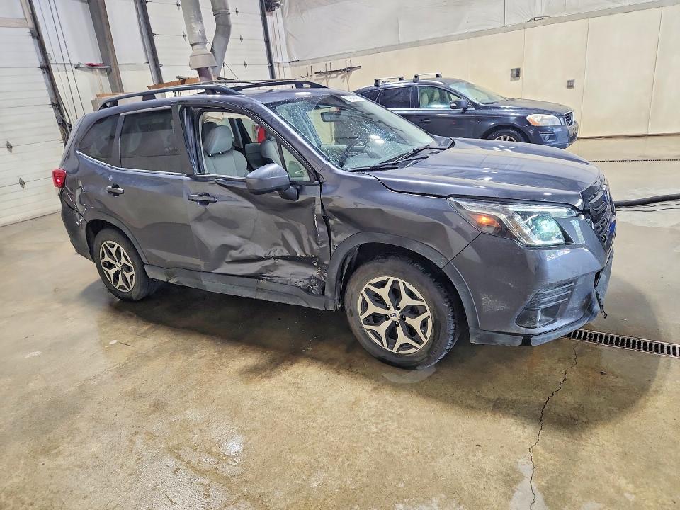 Photo 4 from auction – 2024 SUBARU FORESTER with VIN JF2SKACC2RH465880