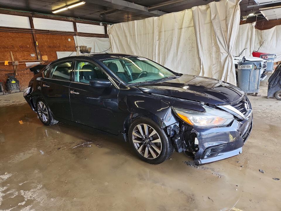 Photo 4 from auction – 2017 NISSAN ALTIMA with VIN 1N4AL3AP4HC235333