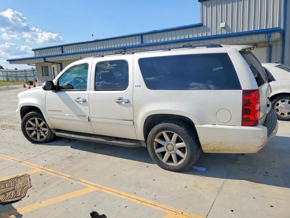 Photo 2 from auction – 2009 CHEVROLET SUBURBAN with VIN 1GNFK36389R220834