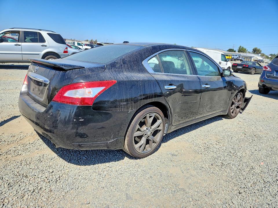 Photo 3 from auction – 2011 NISSAN MAXIMA with VIN 1N4AA5AP1BC856800