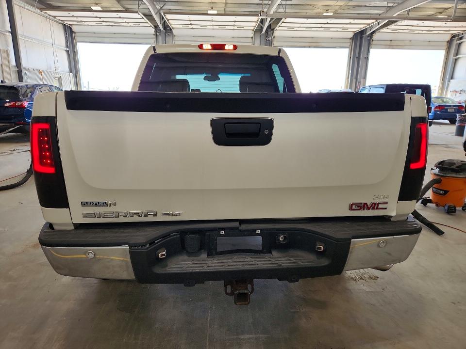Photo 6 from auction – 2009 GMC SIERRA with VIN 3GTEK33329G165726