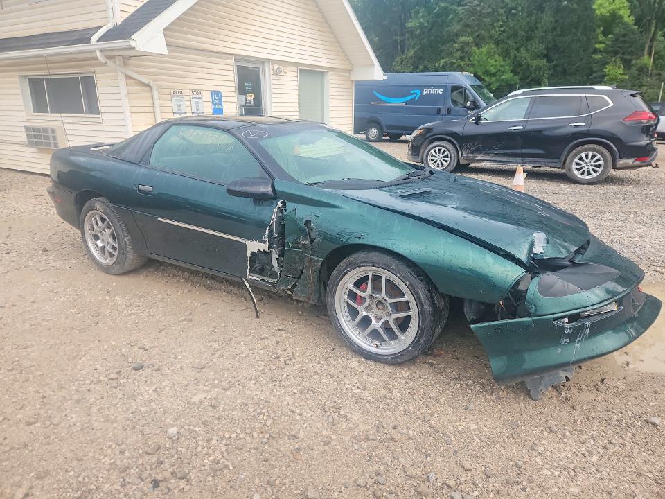Photo 4 from auction – 1996 CHEVROLET CAMARO with VIN 2G1FP22P4T2135831