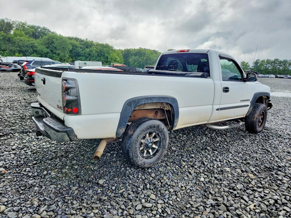 Photo 3 from auction – 2004 GMC SIERRA with VIN 1GTHC24U34E327441