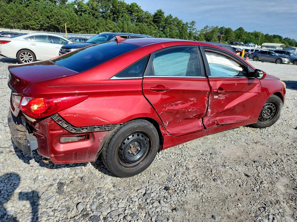 Photo 3 from auction – 2012 HYUNDAI SONATA with VIN 5NPEB4AC3CH456582