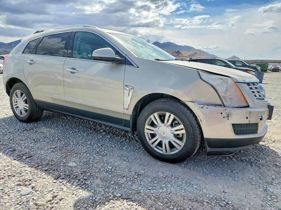 Photo 4 from auction – 2014 CADILLAC SRX with VIN 3GYFNEE31ES639073